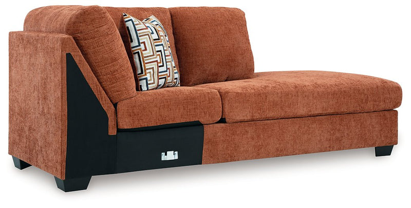 Aviemore Sectional with Chaise