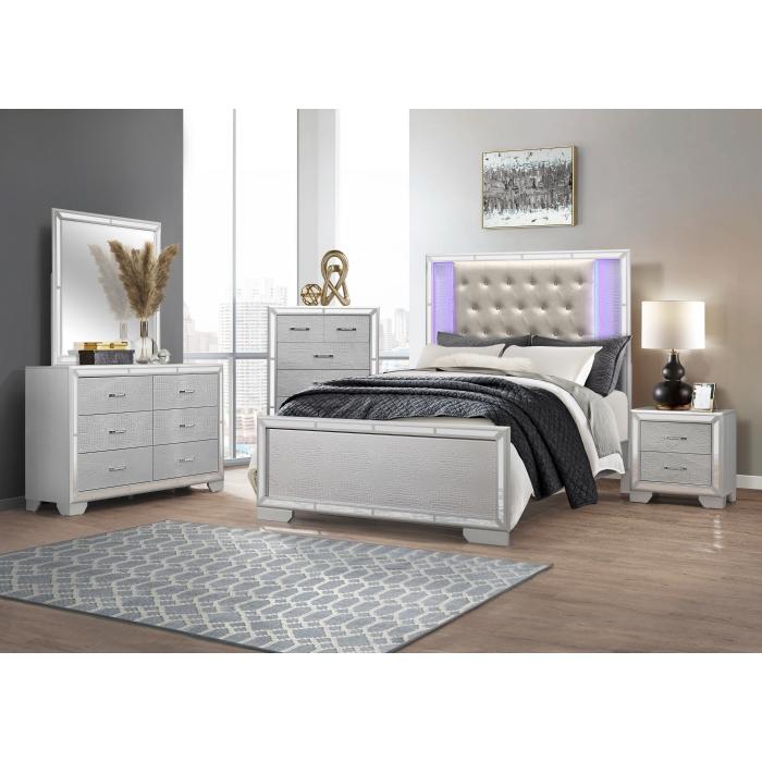 Aveline Chest